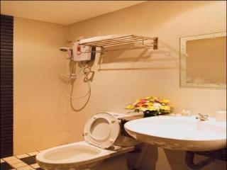 Rose Cottage Hotel Bandar Seri Alam Johor Bahru Dış mekan fotoğraf